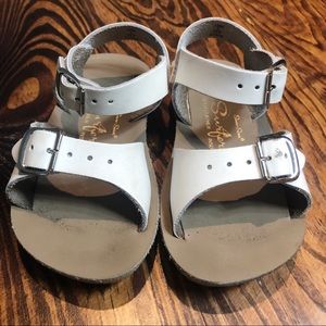 Saltwater Surfer Sandals White Leather Toddler 7